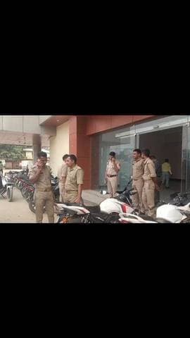 4 हजार रुपये की रिश्वत लेते रोडवेज बस स्टेशन का प्रधान लिपिक निरपेश रंगे हाथों पकड़ा गया
बरेली की एंटी करप्शन टीम ने की कार्रवाई, मामले की जांच जारी।
आपका अपना शहर Aapka Apna Shahar