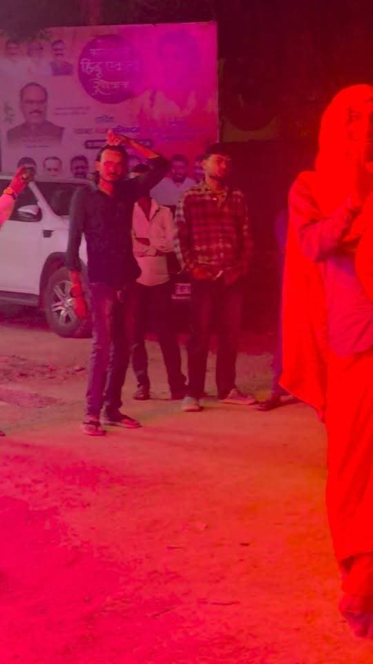 छतरपुर सनातन हिन्दू एकता रथयात्रा में श्रद्धालुओ में उत्साह किया डांस,देखे वीडियो समापन के अवसर पर