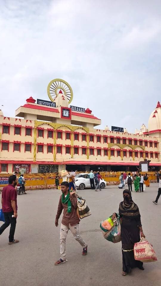 रेलवे ने की सबसे बड़ी टेंशन दूर, 30 नवंबर तक चले गए दिल्ली से वाराणसी सुपौल स्पेशल | Namostute Kashi
Follow for more information @NamostuteKashi
#specialtrain travel #NamostuteKashi #Supaul Rail Train RailNews Railway TrainNews traininformation FestivalSpecialTrain #NewDelhi DelhiTrain BiharTrain ConfirmTicket #Varanasi