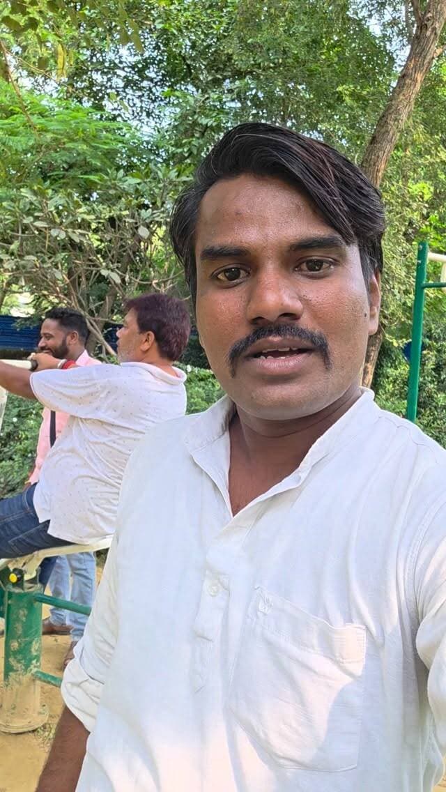 बिहार से बाहर भागा ट्रक ड्राइवर का मुख्य कातिल सूत्र,
समाहरणालय पार्क में मौजूद जिम का लुफ्त पर बिशेष चर्चा। #Arwalpolice #TrackDriverMurder