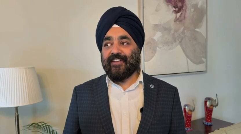 पंजाब के लोग जो विदेशों में रहते हैं (स्वीडन)हरियाणा के मुख्यमंत्री नायब सैनी के फैन हुए सुने उन्ही की जुबानी 👇👇👇👇👇