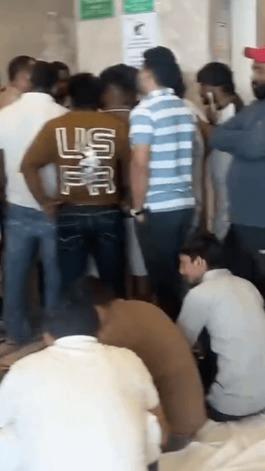 गौतम बुद्ध नगर: ग्रेटर नोएडा के निजी अस्पताल में हंगामा, डॉक्टर पर लापरवाही का आरोप