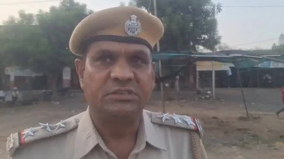 #भ्रामक खबर का खण्डन : 🚨
भुसावर पुलिस टीम पर हमला, पुलिस गाड़ी क्षतिग्रस्त होने व पुलिस टीम द्वारा रास्ता निकालने की खबर पूर्णतया असत्य एवं भ्रामक है!
समस्त नागरिकों से अपील है कि सोशल मीडिया का उपयोग जिम्मेदारी से करें व
#Fake_News, भ्रामक खबरें व अफवाहें ना फैलाएं! https://t.co/4qBglnMMbw