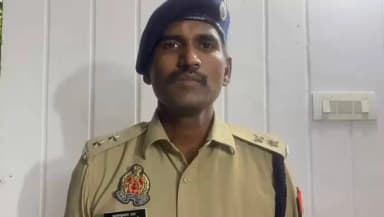 #gorakhpurpolice
#PoliceAction
➡️ज्वैलरी की दुकान में चोरी करने के आरोप में अभियुक्ता 1.मुस्कान व 2. नगमा को #PsCantt पुलिस टीम द्वारा गिरफ्तार किया गया ।
➡️कब्जे से चोरी का 9,50,000/-रू0 नकद व करीब 15,50,000/- रू0 का आभूषण बरामद
➡️संबंध में स0पु0अधी0/क्षेत्राधिकारी कैण्ट द्वारा दी गयी वीडियो बाइट-
#UPPolice
@dgpup @AdgGkr @adgzonegkr @diggorakhpur
