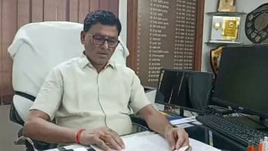 दिनांक 28 जून 2026, दिन रविवार को 0-5 वर्ष तक के सभी बच्चों को पोलियो से सुरक्षा हेतु दो बूंद पल्स पोलियो की अवश्य पिलायें
मुख्य चिकित्सा एवं स्वास्थ्य अधिकारी भिण्ड डॉ जे.एस. यादव ने जिले के नागरिकों से की अपील
#CMMadhyaPradesh
#JansamparkMP
Directorate of Health Services, Madhya Pradesh
#PolioMuktBharat
#SwasthBharat
#HealthForAll
#भिण्ड
#Bhind