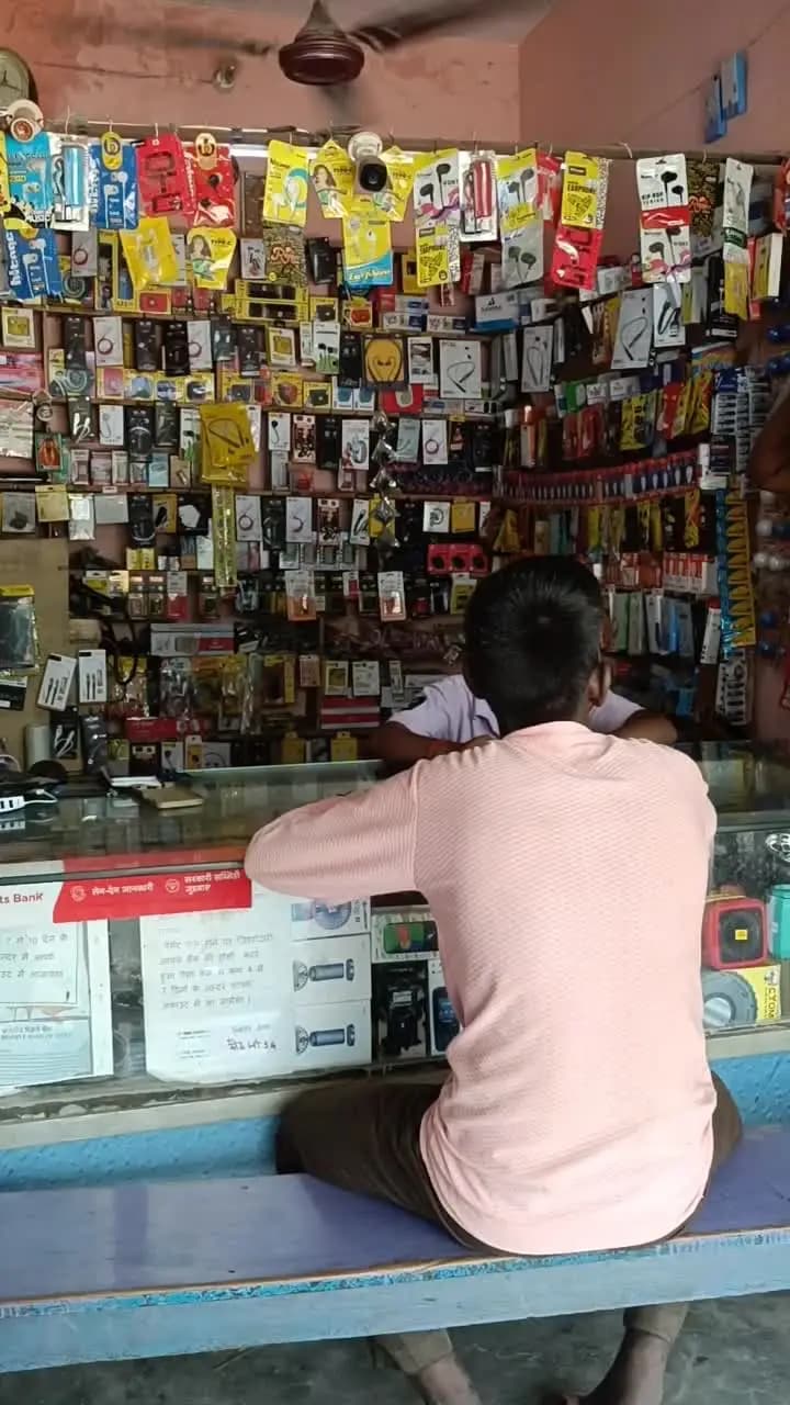 #भयंकर #गर्मी से #हुआ #बेहोश #comedy #funny #trending #viral #funnymoment #funnyreel #memes #fun #entertainment