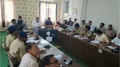 कलेक्टर श्री ऋतुराज सिंह की अध्यक्षता में जिला स्तरीय सड़क सुरक्षा समिति की बैठक कलेक्टर कार्यालय सभाकक्ष में आयोजित हुई।
---
@JansamparkMP
@mptransportdept
@CMMadhyaPradesh
@DrMohanYadav51
@CommissionerUJN
@riturajias
#dewas #देवास https://t.co/QbCr12Gydg