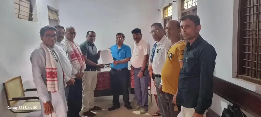 सेगांव: शिक्षकों के लंबित प्रकरणों के निराकरण को लेकर शिक्षक संघ ने बीईओ को सौंपा ज्ञापन #सेगावन्यूज़ #शिक्षकसंघ #ज्ञापन
