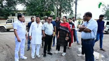 कलेक्टर पद्मिनी भोई साहू ने सारंगढ़ शहर का निरीक्षण कर नाला, तालाब, सड़क, बस स्टैंड और पीएम आवास निर्माण कार्यों का जायजा लिया तथा अधिकारियों को आवश्यक निर्देश दिए।
#sarangarhdistrict
#chhattisgarh