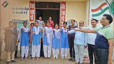 #दतिया विधानसभा उपनिर्वाचन 2026
डाइट दतिया में 'यूथ चला बूथ की ओर' विषय पर भाषण प्रतियोगिता।
स्वीप कार्यक्रम के अंतर्गत छात्र-छात्राओं ने मतदान के महत्व पर अपने विचार व्यक्त करते हुए सभी मतदाताओं, विशेषकर युवाओं से 30 जुलाई 2026 को मतदान करने का संदेश दिया।
जागरूक युवा • सशक्त लोकतंत्र
Election Commission of India
Chief Electoral Officer Madhya Pradesh
#SVEEP #Datia #ByElectiondatia2026