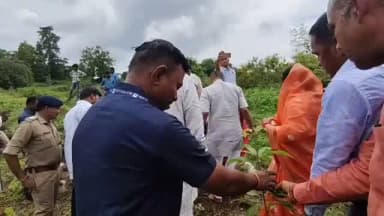 पंचायत एवं ग्रामीण विकास एवं श्रम विभाग मंत्री प्रहलाद सिंह पटेल ने मछरार नदी उद्गम स्थल पर किया पौध रोपण
@cmmadhyapradesh
@minprdd
#jansamparkmp
#उमरिया
#umaria