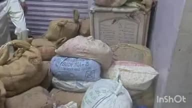 हाथरस: सदर के हनुमान गली में मुखबिर की सूचना पर पुलिस ने 19 कुंतल से अधिक सिक्के बरामद किए, दिल्ली से बेचने के जुड़े तार