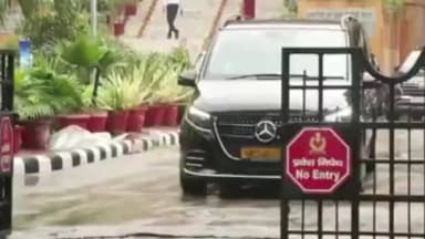 मेटा के चीफ ग्लोबल अफेयर्स ऑफिसर जोएल कपलान ने आज MeitY सचिव एस. कृष्णन से की मुलाकात