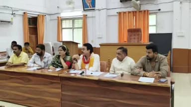 रतलाम: डोसी गांव फ्लैट बेदखली मामले पर महापौर प्रह्लाद पटेल का पलटवार, सकलेचा पर आपराधिक प्रकरण दर्ज करने की मांग