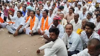 बड़ौद: तहसील परिसर में किसानों का दो घंटे का धरना, 15 दिन के आश्वासन पर चक्काजाम आंदोलन समाप्त