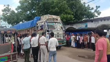 शेखपुरा: बाईपास लाइन होटल के पास, चीनी लदे ट्रक चालक की चाकू मारकर हत्या