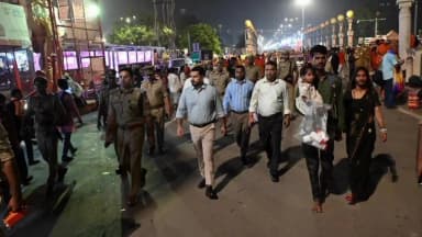 सदर: सावन कांवड़ यात्रा को लेकर अयोध्या में पुलिस-प्रशासन अलर्ट, अधिकारियों ने किया पैदल गश्त