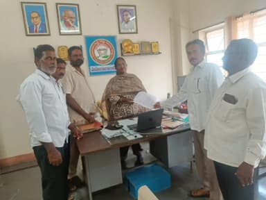 గార్ల: గార్ల మండలానికి వెంటనే బస్సు సౌకర్యం ఏర్పాటుకూ వినతిపత్రం సమర్పణ