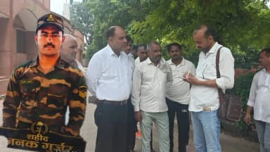 छाता: अग्निवीर की ट्रेनिंग के दौरान हुई मौत, परिवार ने प्रशासन से आर्थिक मदद की गुहार लगाई, जिलाधिकारी को सौंपा ज्ञापन