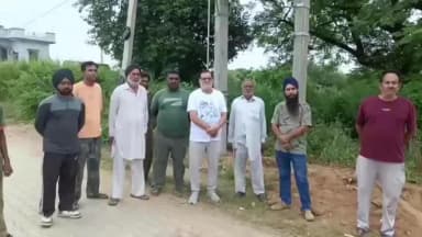 ਖਰੜ: ਵਾਰਡ ਨੰਬਰ ਇੱਕ ਕੁਰਾਲੀ ਵਿਖੇ ਨਵਾਂ ਟਰਾਂਸਫਾਰਮ ਲੱਗਣ ਤੇ ਵਾਰਡ ਵਾਸੀਆਂ ਨੇ ਕੀਤਾ ਧੰਨਵਾਦ