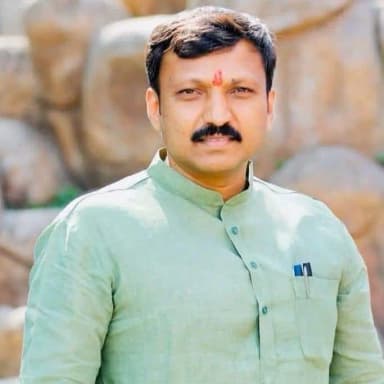 परांडा: पीएम-किसान योजनेत पात्रता तारखेवर शिथिलतेची मागणी