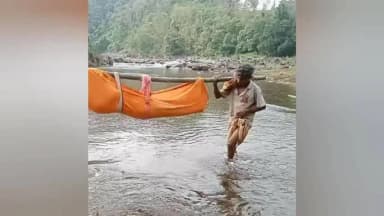 अक्कलकुवा: अतिदुर्गम भागात रस्ता व नेटवर्क अभावी गर्भवती मातेची बांबूच्या झोळीतून रुग्णालयापर्यंतचा प्रवास