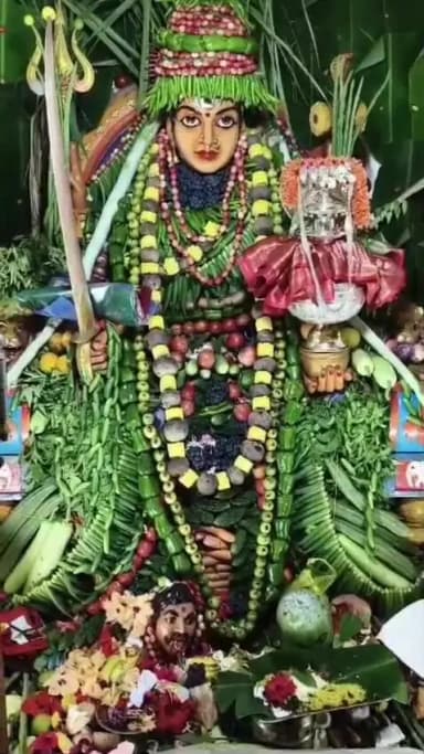 మామిడికుదురు: లూటుకుర్రులో ఆషాఢ ఉత్సవాల్లో శాకంబరీ దేవి నయనానందకర దర్శనం