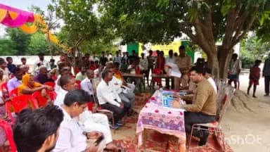 कैसरगंज: मानव-वन्यजीव संघर्ष रोकने के लिए एसडीएम ने कैसरगंज के संवेदनशील गांवों में चौपाल लगाकर दी बचाव की जानकारी