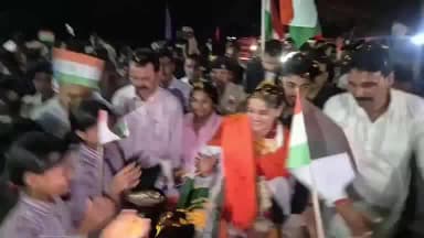 বিলোনিয়া: কমনওয়েলথ গেমসে সোনাজয়ী অস্মিতা দে আসলেন নিজ গ্রাম সোনাইছড়িতে,সংবর্ধনায় ভাসলেন তিনি
