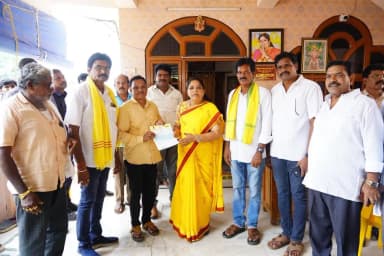 పార్వతీపురం: మకుకు, సాలూరు ప్రాంతాల్లో పేదలకు సీఎం సహాయనిధి ద్వారా రూ.1,60,335 ఆర్థిక సహాయం