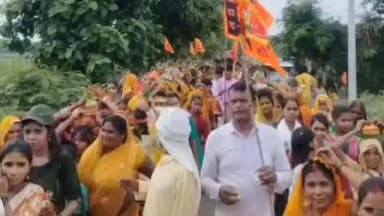 कसिया: 501 कन्याओं की भव्य कलश यात्रा से भक्तिमय हुआ कसया क्षेत्र