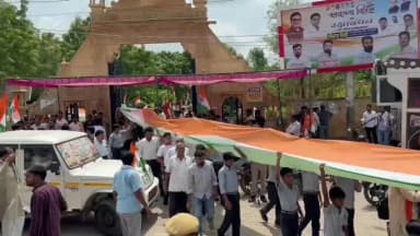 चूरू: इंद्रमणि पार्क से निकली तिरंगा यात्रा में उमड़ा देशभक्ति का जज्बा, विधायक हरलाल सहारण रहे उपस्थित