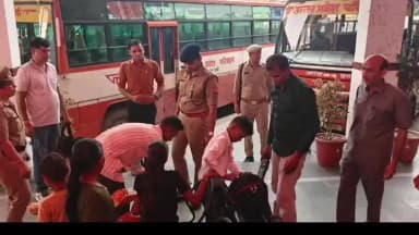 नौगावां सादात: स्वतंत्रता दिवस को लेकर पुलिस ने चलाया सघन चेकिंग अभियान