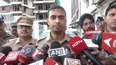 नांदेड: पंजाबचे माजी उपमुख्यमंत्री बादल यांच्यावर हल्ला करणारा आरोप ताब्यात पोलीस अधीक्षक निलाभ रोहन यशोसाई हॉस्पिटल इथे म्हणाले