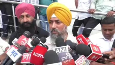 नांदेड: माजी उपमुख्यमंत्री बादल यांच्यावर हल्ला झाला त्याचा निषेध - माजी गुरुद्वारा बोर्ड सचिव रवींद्र सिंग बुंगई म्हणाले