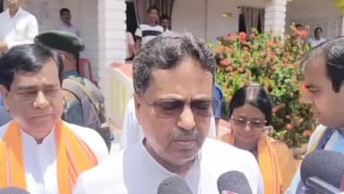 মোহনপুর: প্রাক্তন মুখ্যমন্ত্রীর ‘জঙ্গি আন্দোলন’-এর ডাক, প্রতিক্রিয়া ব্যক্ত করেন মুখ্যমন্ত্রী ডাঃ মানিক সাহা