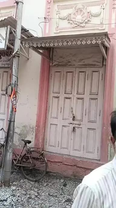 જામનગર શહેર: મનપા મેયર અને ચેરમેનના વોર્ડ 9 માં તિરંગાનું અપમાન થતાં જાગૃત નાગરિક દ્વારા રોષ વ્યક્ત કરવામાં આવ્યો
