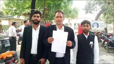 चुनार: अहरौरा पुलिस पर अधिवक्ता ने घर में घुसकर तोड़फोड़ करने और पुत्र को फंसाने का लगाया आरोप