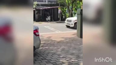 കോഴിക്കോട്: പിടികിട്ടാപ്പുള്ളികളെ എലത്തൂർ പോലീസ് പിടികൂടി,ചെട്ടിക്കുളം ജെട്ടി റോഡ് പരിസരത്ത് നിന്നാണ് ഇവരെ പിടികൂടിയത്.