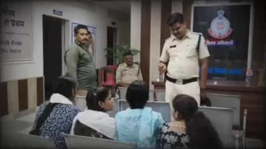 नरसिंहपुर: मनचले स्कूली छात्राओं पर करते हैं अश्लील कमेंट और छेड़छाड़, छात्राओं ने कोतवाली थाने में की शिकायत