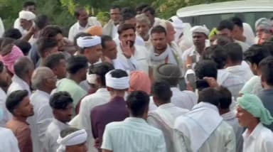 अनूपगढ़: मुख्यमंत्री की सभा के बाद अनूपगढ़ के एडीएम कार्यालय के सामने माकपा ने मुख्यमंत्री का फूंका पुतला