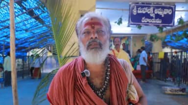 వేములవాడ: మీడియాతో మాట్లాడుతున్న రాజన్న ఆలయ అర్చకులు నమిలికొండ రాజేశ్వరశర్మ