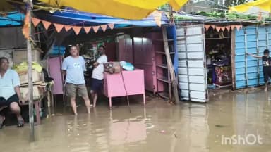 सोनुआ: सोनुआ में भारी बारिश से एनएच 320डी जाम, दोपहर बाद सड़क से उतरा पानी घरों व दुकानों में घुसा पानी