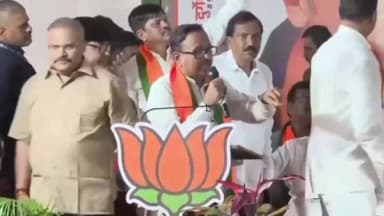 परतूर: छ.शिवाजीनगर चौफुली कार्यक्रमात मुख्यमंत्री फडणवीस यांनी केला जिल्हा मध्यवर्ती बँक अध्यक्ष राहुल लोणीकर यांचा सत्कार