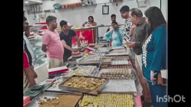 कठूमर: कठूमर में तीज-राखी से पहले घेवर की रिकॉर्ड बिक्री, मीठे-मावे की डिमांड अधिक