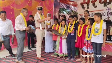 सारवां: बाबा हंसदेव स्कूल में नारायण सेवा आश्रम के अनाथ बच्चियों को वस्त्र देकर किया सम्मनित,कस्तूरबा विभिन्न कार्यक्रम का आयोजन