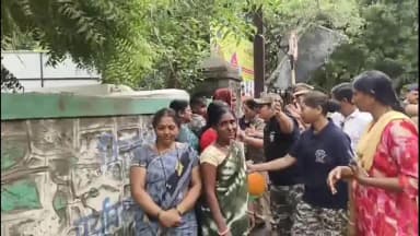 धुळे: धुळ्यात स्वातंत्र्यदिनीच प्रशासनाविरोधात संताप; भ्रष्टाचाराच्या चौकशीसाठी आंदोलकांचे आत्मदहनाचे प्रयत्न...