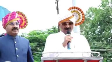 गंगाखेड: तिरंगा हा केवळ आपल्या राष्ट्राची ओळख नसून तो देशाची एकता, अखंडता, शौर्य आणि अभिमानाचे प्रतीक आहे : आ.रत्नाकर गुट्टे