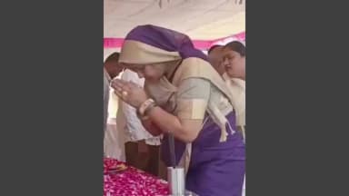 महेश्वर: महेश्वर में स्वतंत्रता दिवस समारोह पर सियासी बवाल, नगर परिषद अध्यक्ष के नेतृत्व में पार्षदों ने किया बहिष्कार