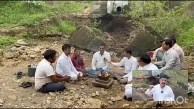 ખંભાળિયા: દેવભૂમિ દ્વારકા જિલ્લામા કોટ ગામે નર્મદાનું પાણી બંધ થતા આપ દ્વારા હવન કરીને વિરોધ
